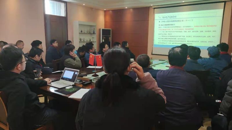 广州市教育考试院报考电话：020-12320